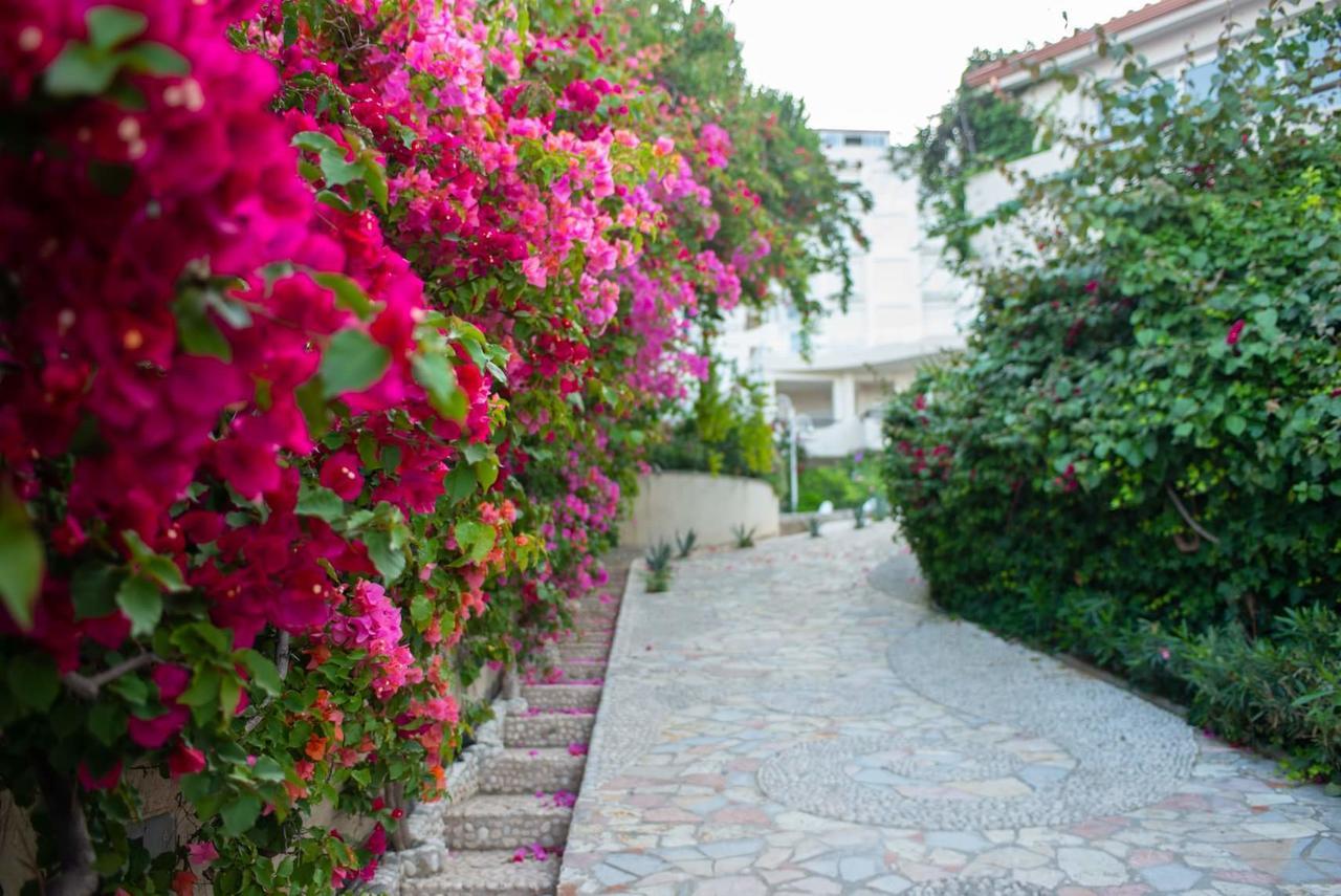 Bougainvill Sunset Villa Sarandë Exterior foto